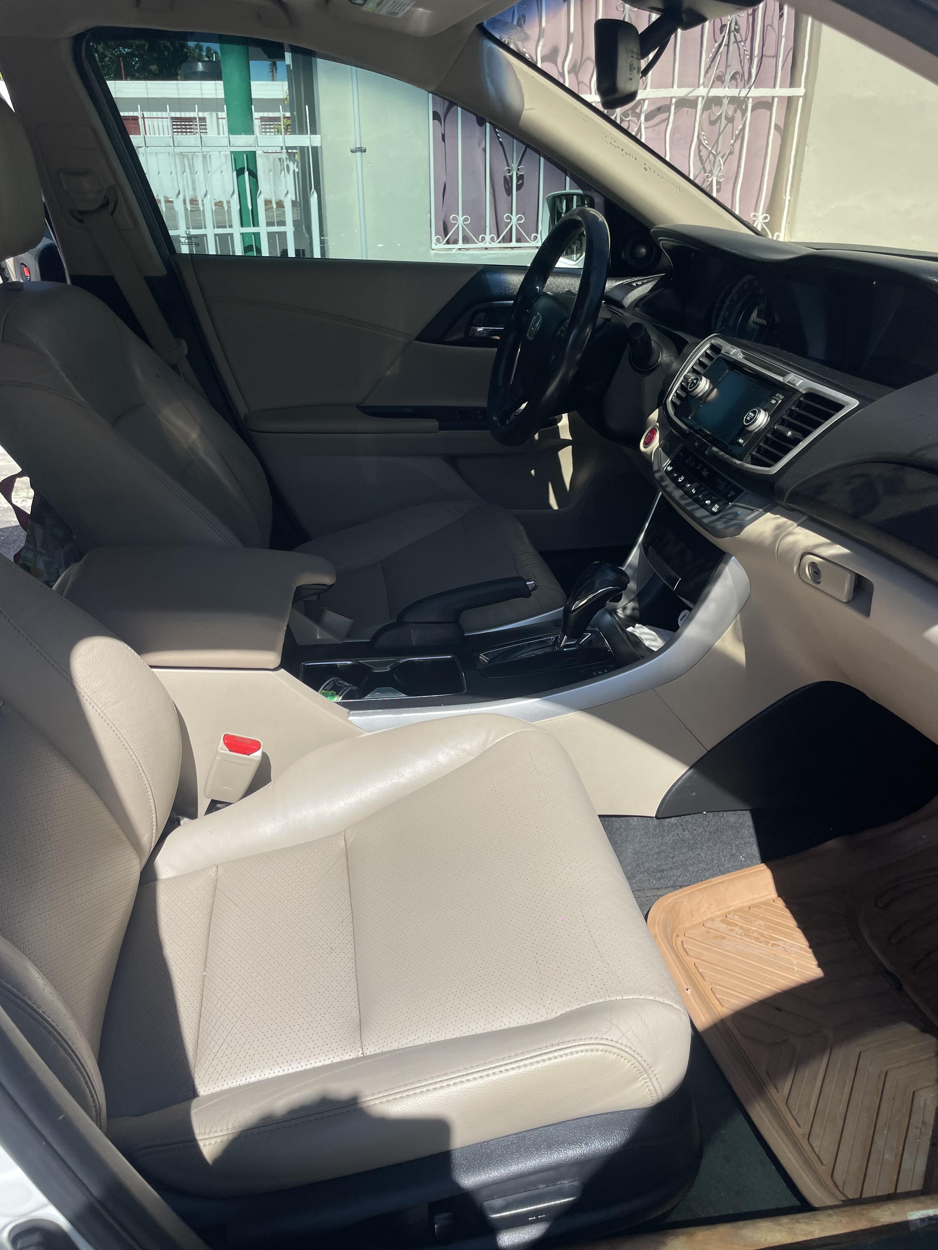Honda Accord EXL V6 2015 en Peravia Foto 7315016-8.jpg