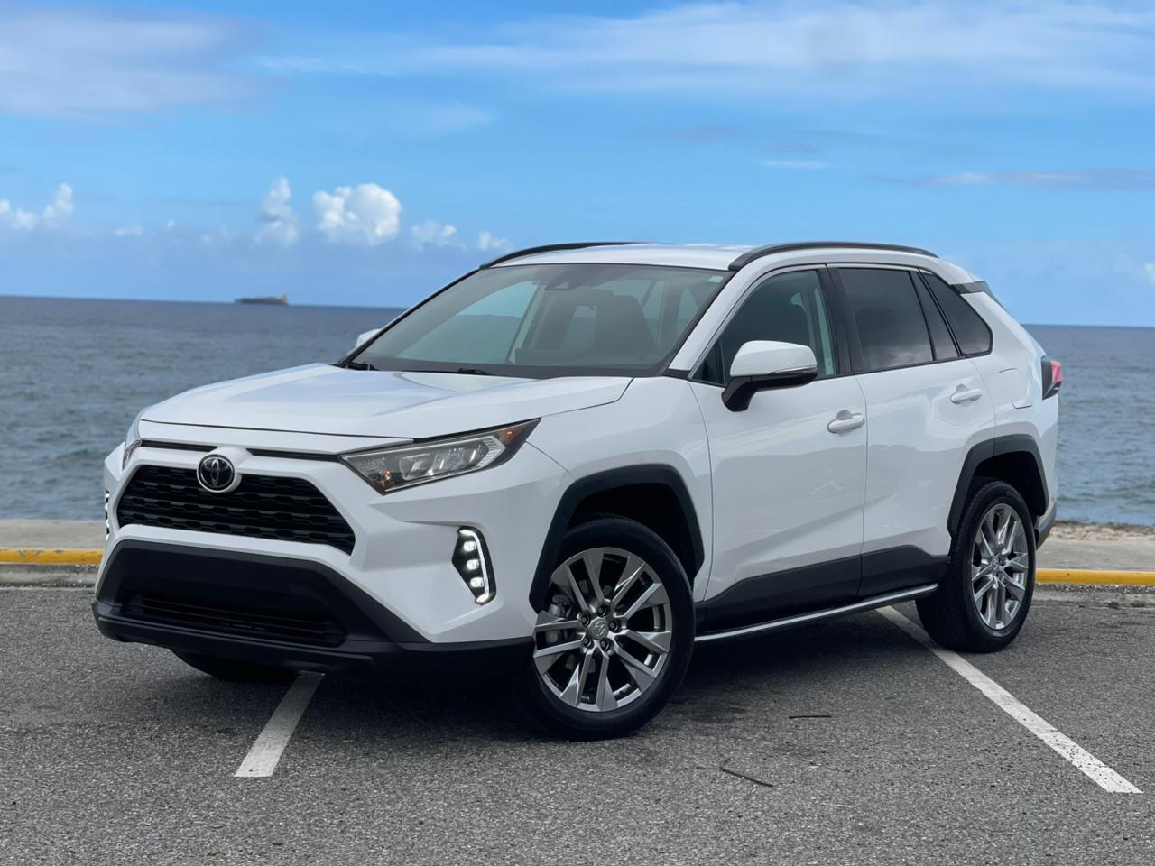 TOYOTA RAV4 XLE 2020 Foto 7315035-1.jpg
