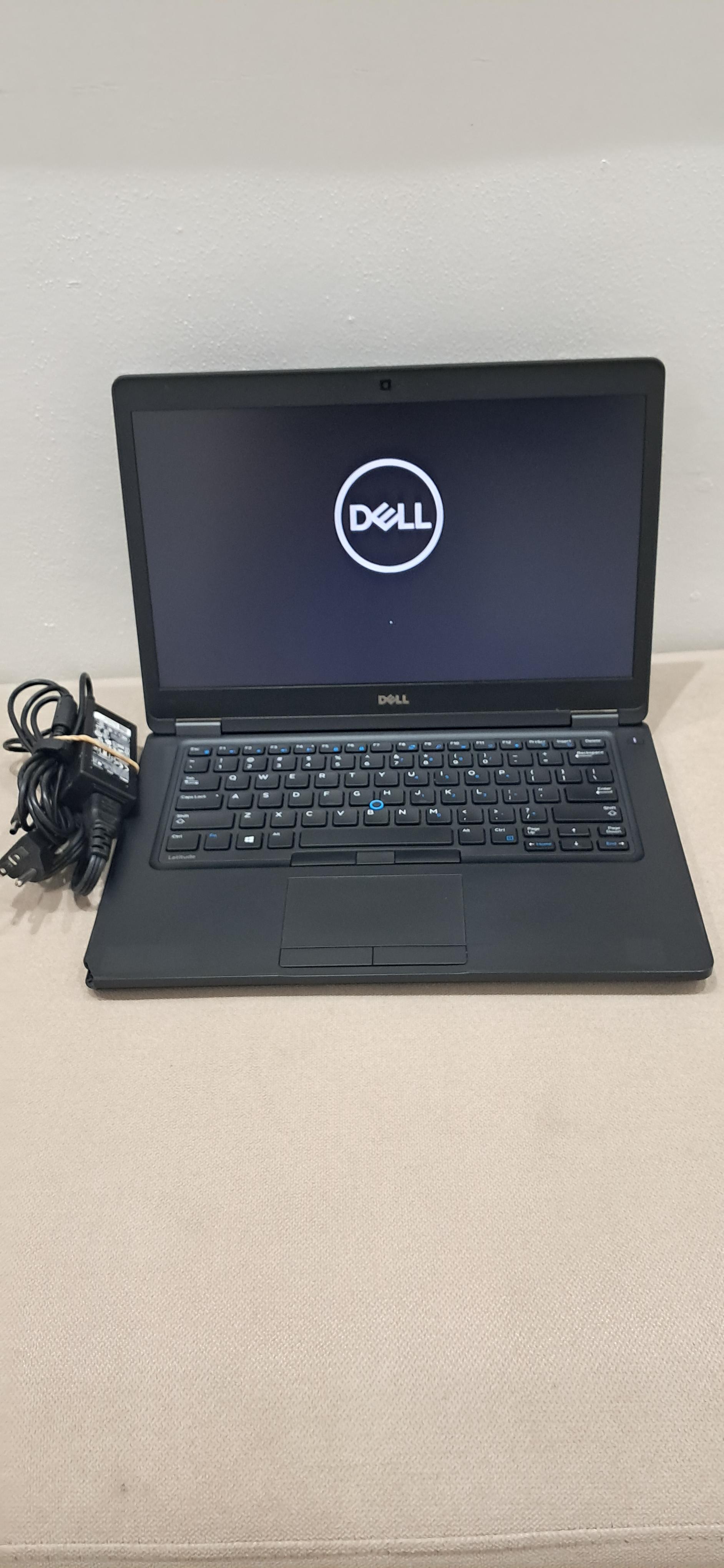 Laptop Dell 8GB 128GB SSD M.2 i5 2.5Ghz E5480 Ver detalle Foto 7315119-3.jpg