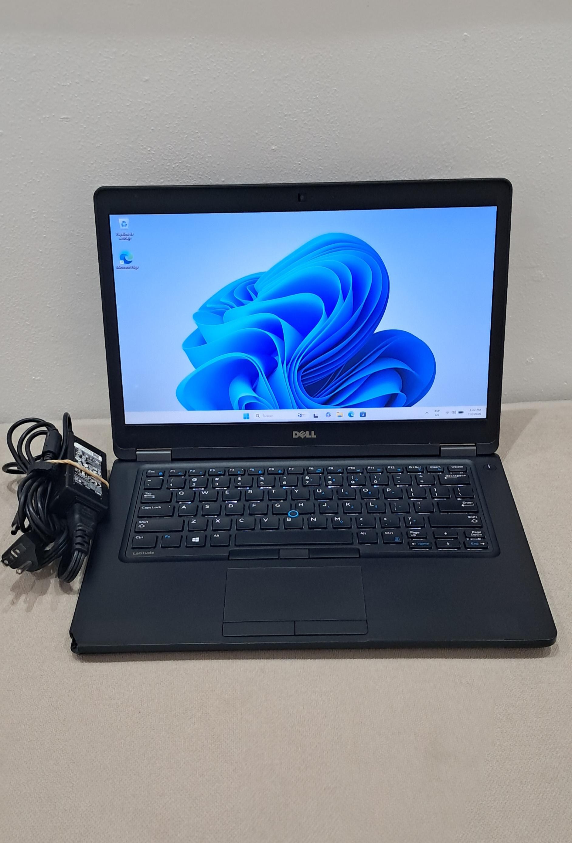 Laptop Dell 8GB 128GB SSD M.2 i5 2.5Ghz E5480 Ver detalle Foto 7315119-4.jpg