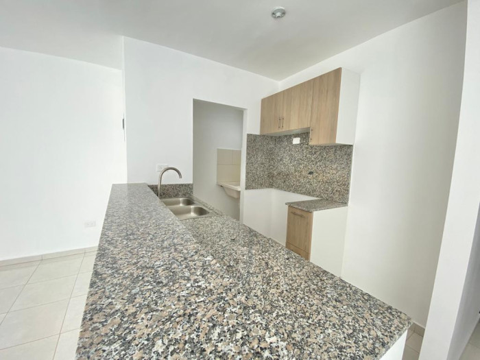 Apartamento en Venta  La Romana us80000 dolares Foto 7315139-12.jpg