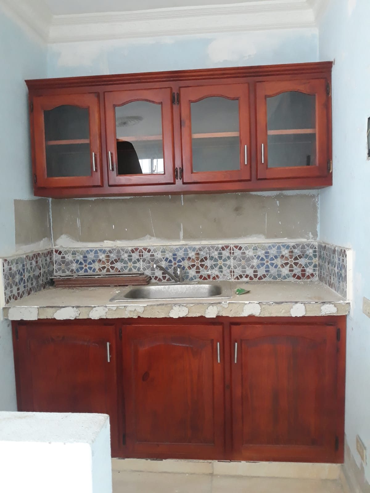 Gabinete de cocina con cristal  Foto 7315141-3.jpg