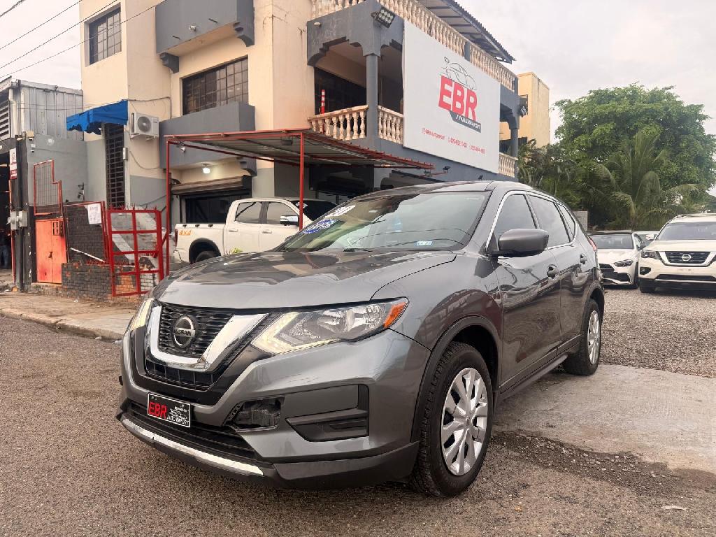 Nissan Rogue S 2020 Foto 7315153-1.jpg