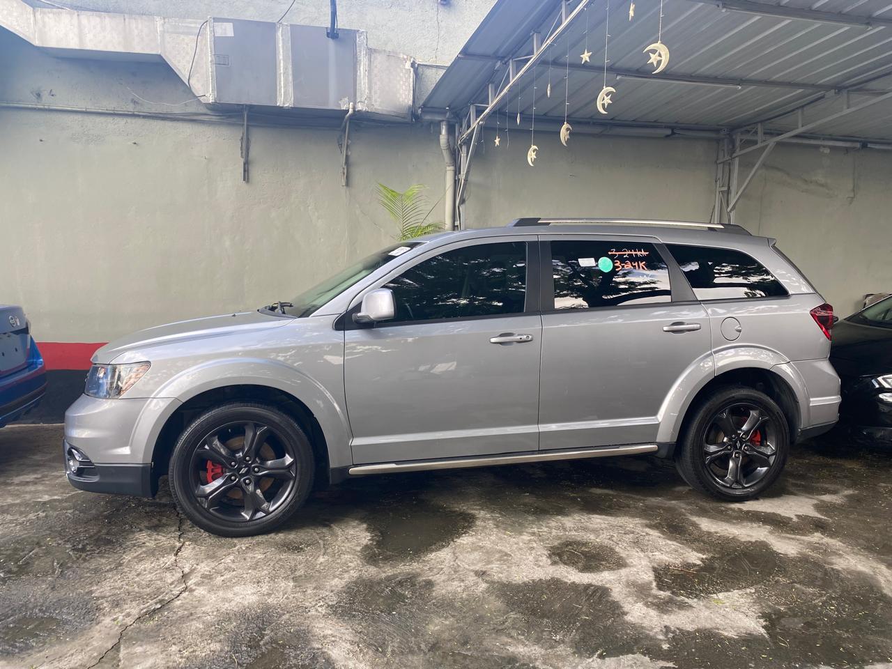 Dodge Journey Crossoard 2020 Foto 7315187-3.jpg