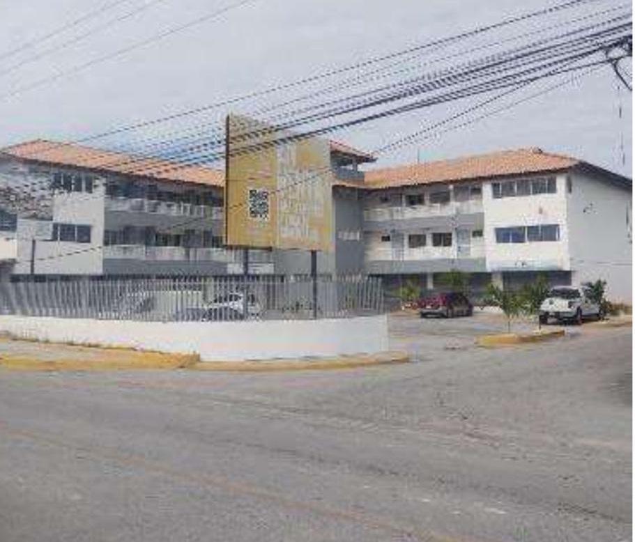 Vendo Local Comercial de 485 Mts.2 en Av. Estados Unidos BAVARO 33 men Foto 7315212-9.jpg