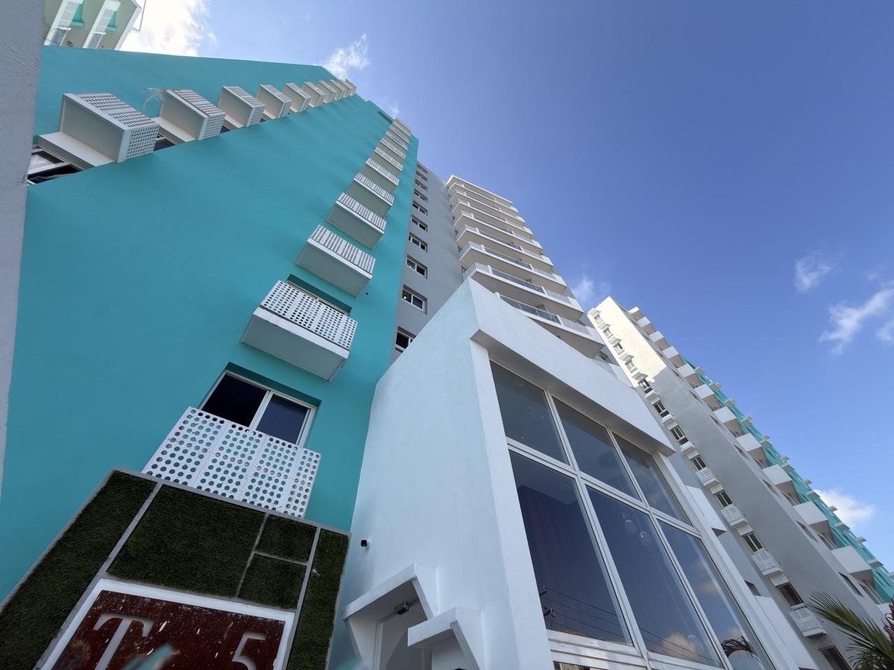 Crux del Prado  Apartamentos en la Av. Jacobo Majluta Foto 7315302-3.jpg