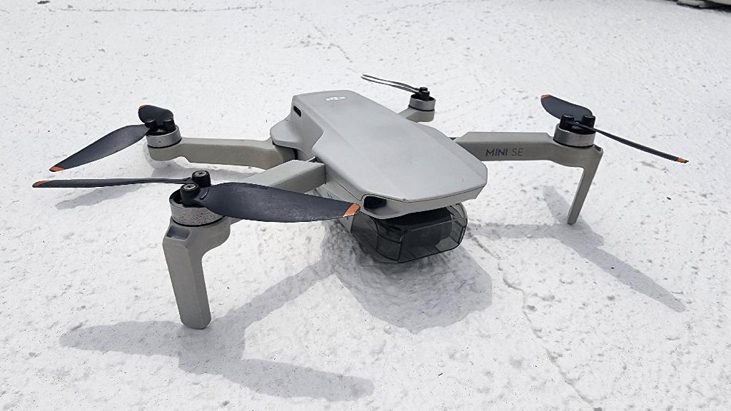 Drone DJI Mini SE Foto 7315343-2.jpg