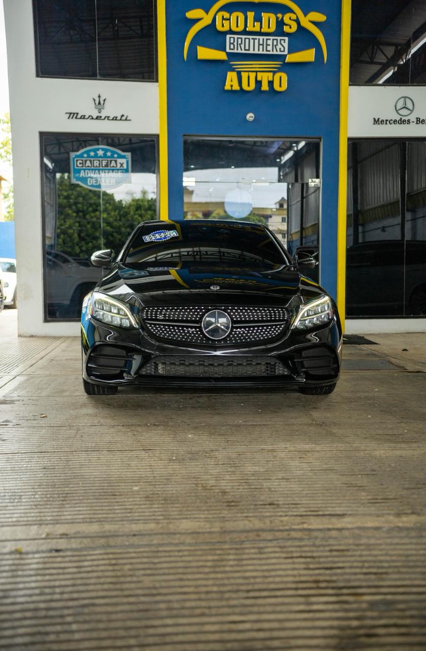 Mercedes Benz C300 AMG 4matic 2020 Clean Carfax Foto 7315521-2.jpg