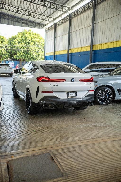 BMW X6 Xdrive40i M Package 2022 Recien Importada Clean Carfax Foto 7315536-4.jpg