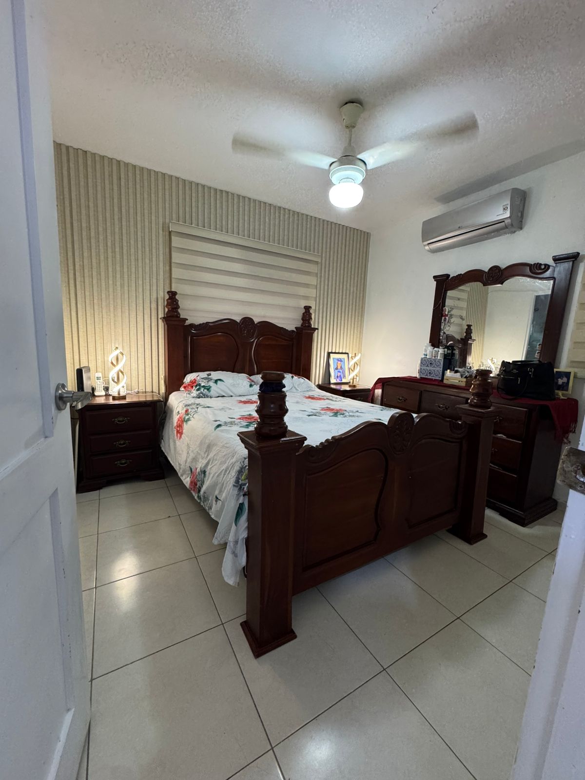 Apartamento en Venta con terraza Prol. 27 de Febrero Foto 7315594-12.jpg