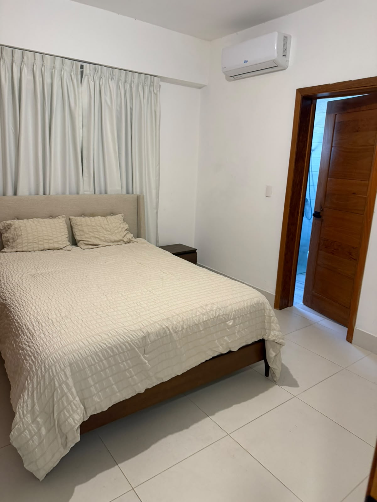 Furnished Apartment for Rent  Serrallés Santo Domingo Foto 7315819-4.jpg