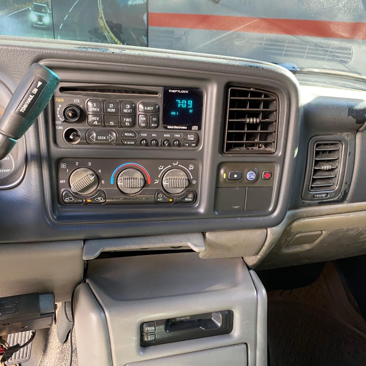 CHEVROLET TAHOE Z71 2002 Foto 7315884-8.jpg