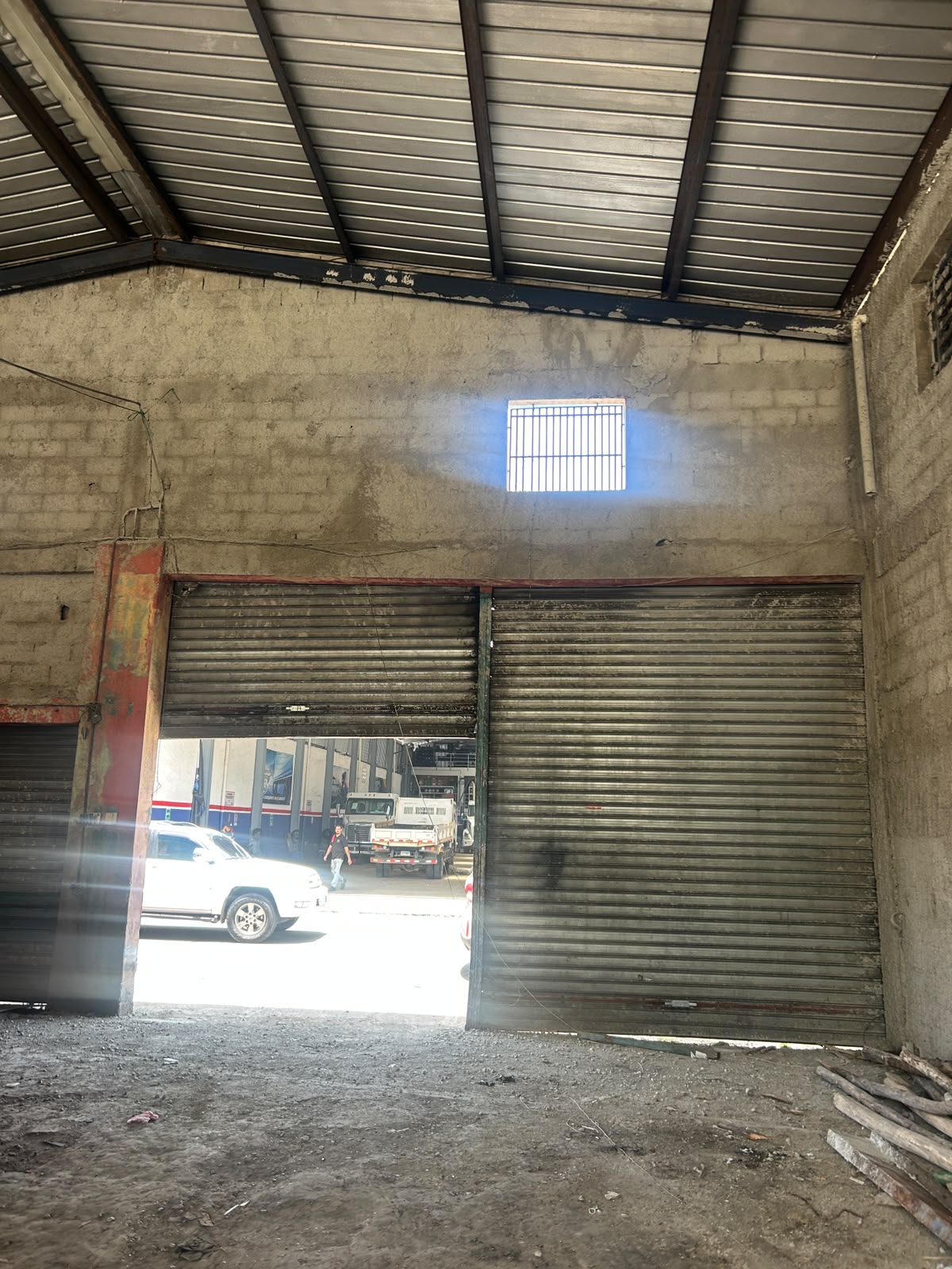 ALQUILER DE NAVE INDUSTRIAL VILLA JUANA SANTO DOMINGO  Foto 7315944-2.jpg