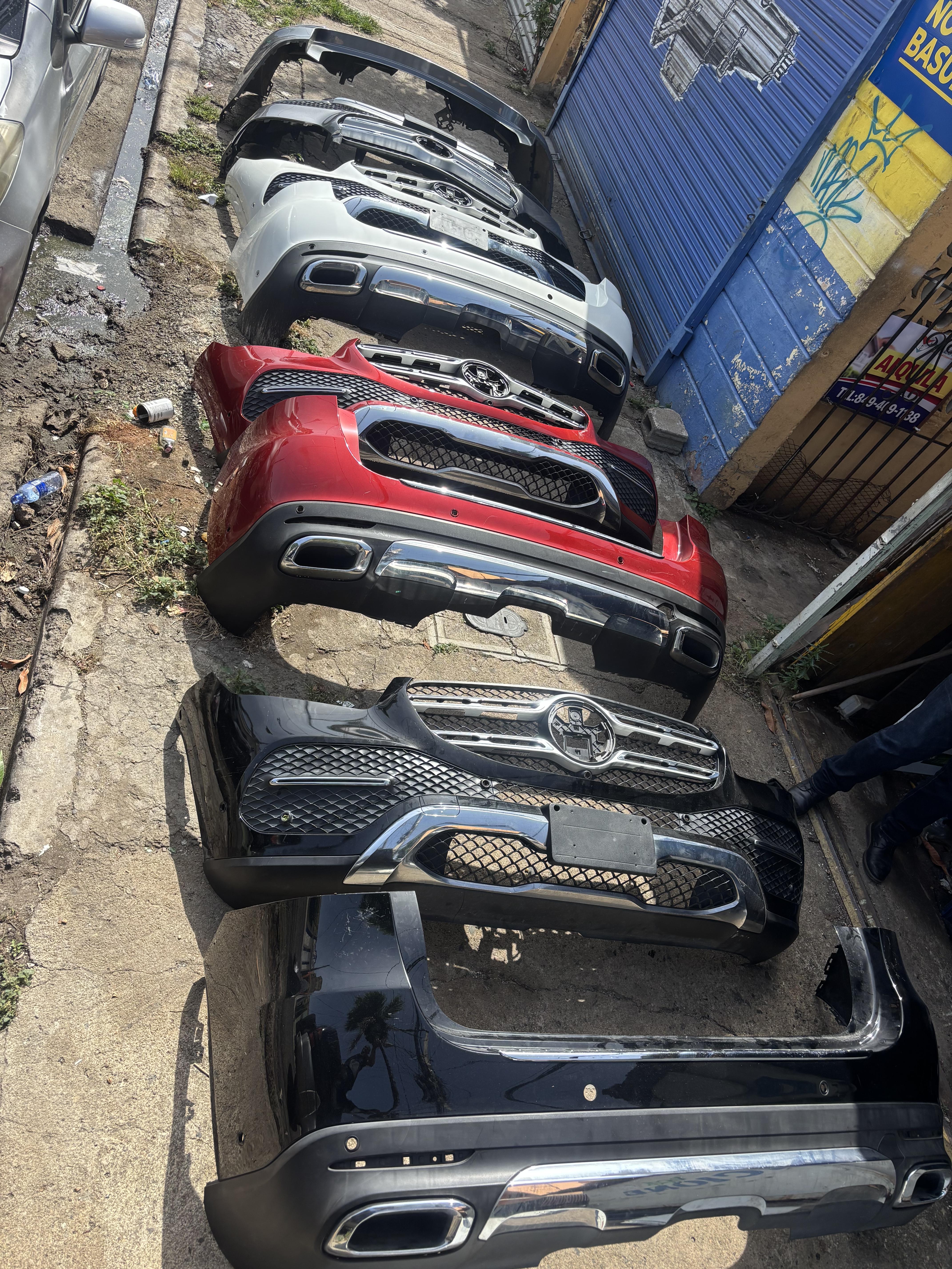 Bumper Mercedes Benz GLE 350 año 2022 Foto 7316152-2.jpg
