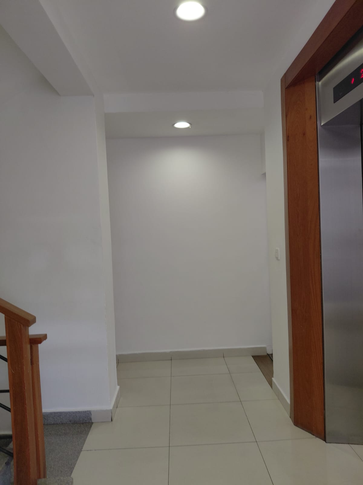 Vendo Apto 2 Habs. en TORRE MONARCA Ens. EL VERGEL 163 Mts.2 2do PISO Foto 7316178-6.jpg
