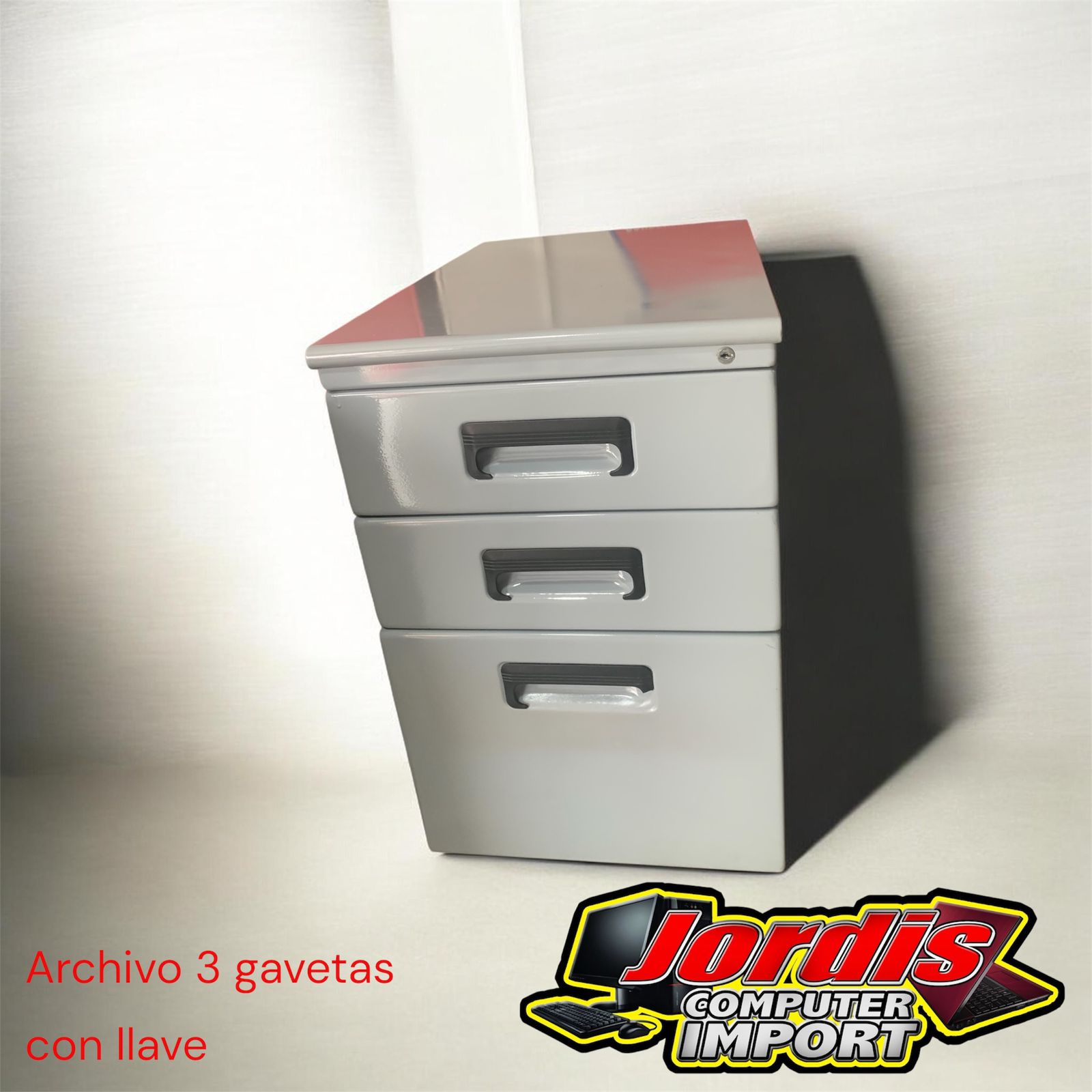ARCHIVOS DE 3 GAVETAS CON SU LLAVE Foto 7316324-1.jpg