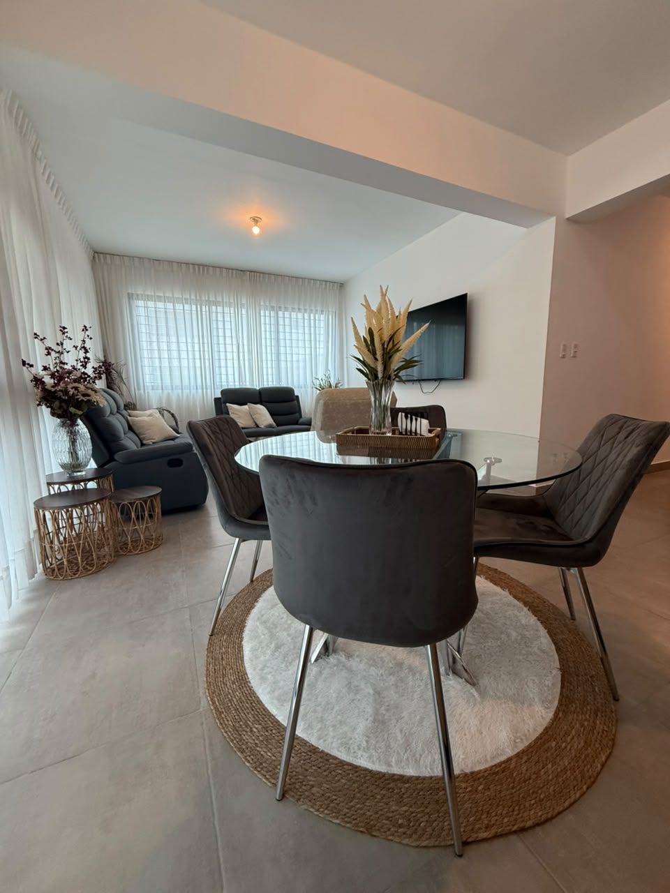 ???? Apartamento Amueblado en Alquiler Primer nivel  Llanos de Gurabo  Foto 7316526-2.jpg