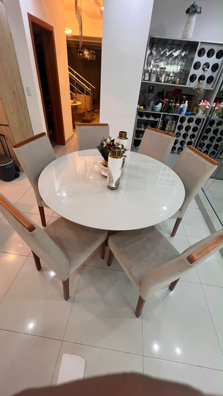 JUEGO DE COMEDOR CON SILLAS Foto 7316529-4.jpg
