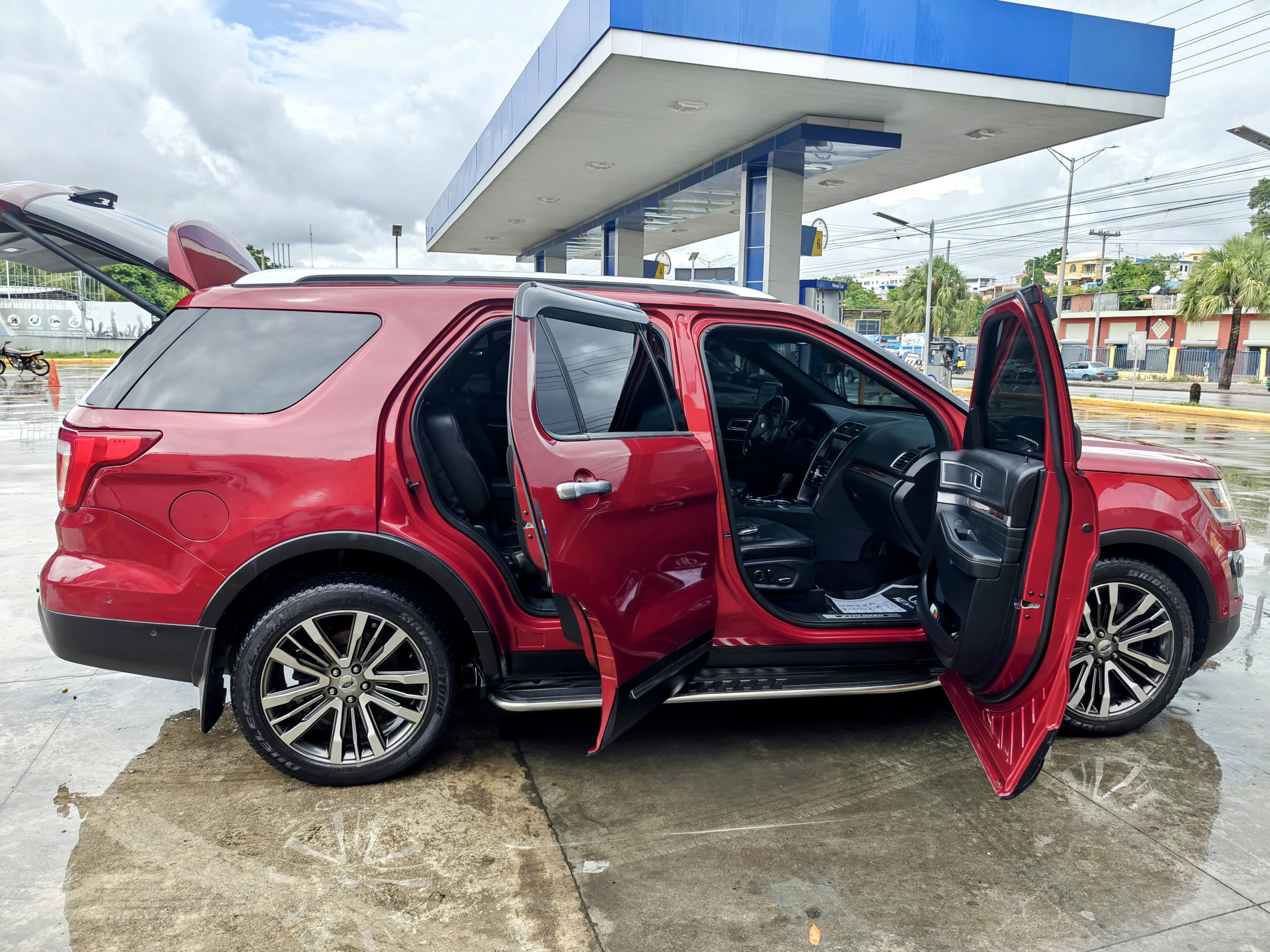 Ford Explorer PLATINUM 2016 La más Full y conservada Único Dueño 77mil Foto 7316542-3.jpg