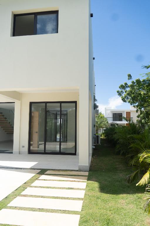 Vendo hermosa villa en Playa Nueva Romana  Foto 7316701-1.jpg