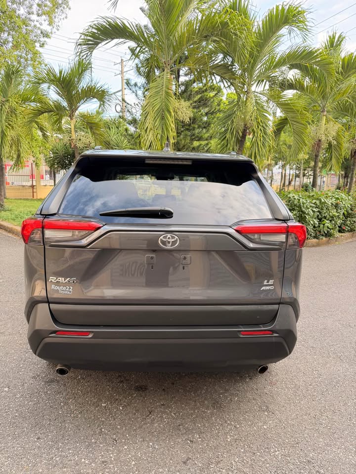 TOYOTA RAV4 LE PLUS 2019  4x4  CLEAN CARFAX EXCELENTE CONDICIONES INTE Foto 7316850-3.jpg