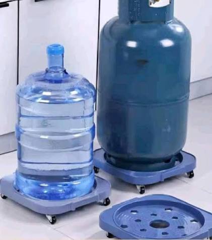 BASE CON RUEDAS PARA BOTELLON Y TANQUE DE GAS   soporte pedestal y por Foto 7317051-1.jpg