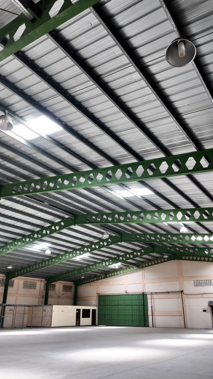 industrial Warehouse for Lease  Located in Herrera  Recently Vacated Foto 7317260-6.jpg