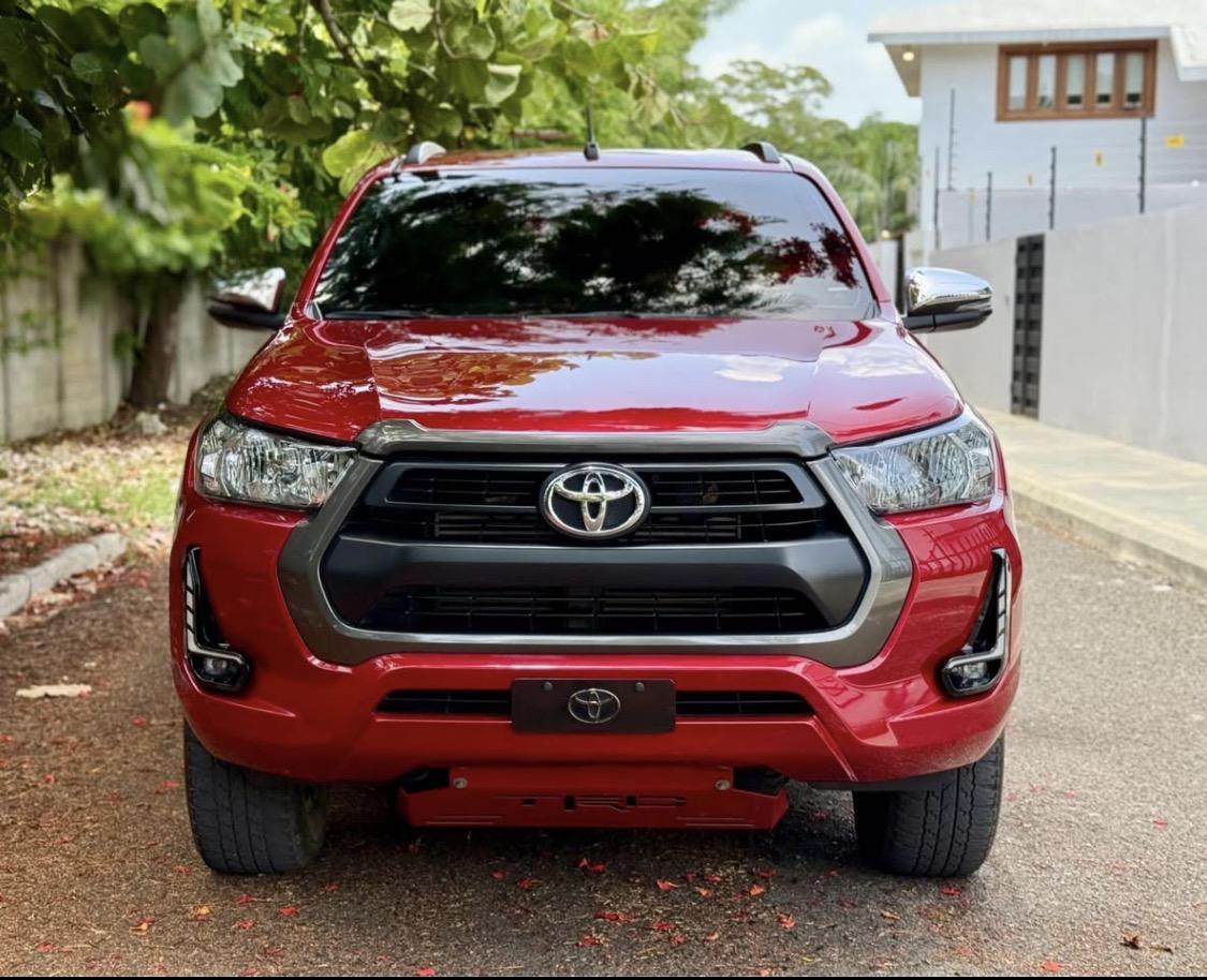 Toyota Hilux 2023 en La Vega Foto 7317273-1.jpg