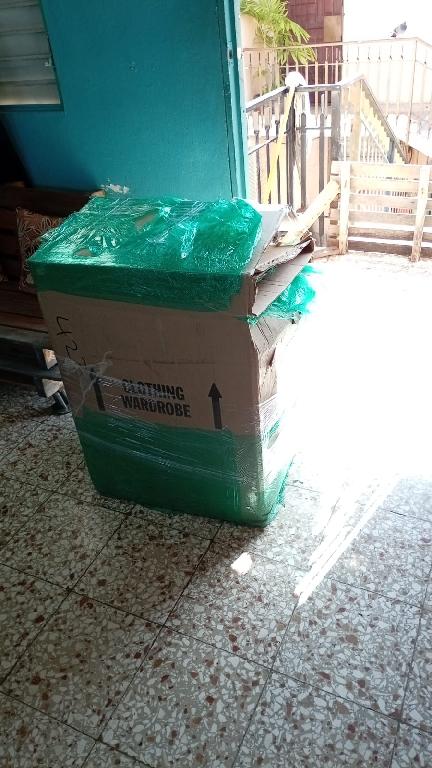 VENTAS DE 2 CAJAS DE ROPA NUEVAS Y DE PRIMERA CALIDAD Foto 7317345-1.jpg