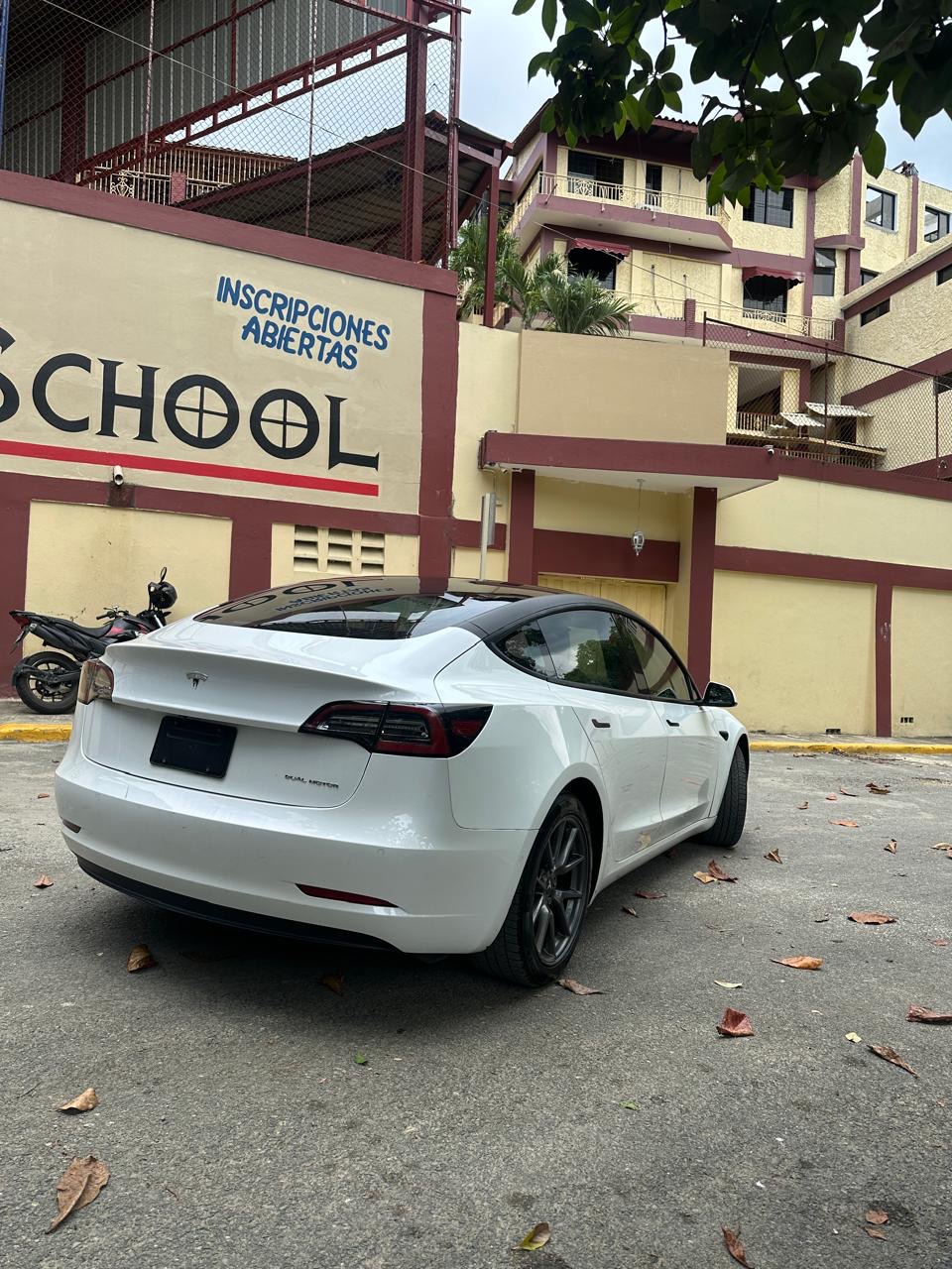 Tesla 3 Long Range 2021  Foto 7317354-2.jpg