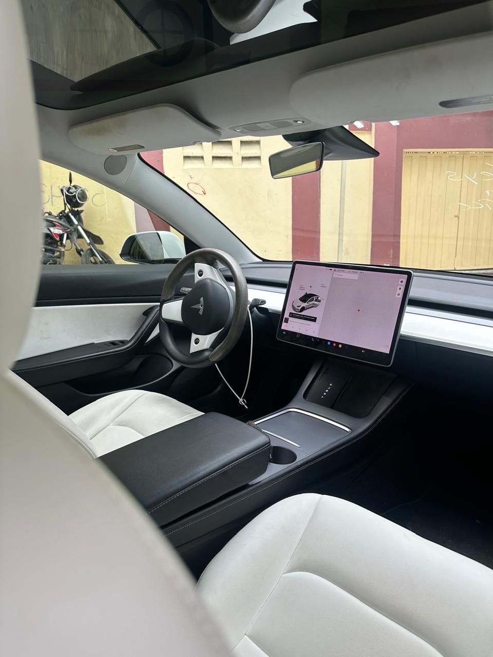 Tesla 3 Long Range 2021  Foto 7317354-6.jpg