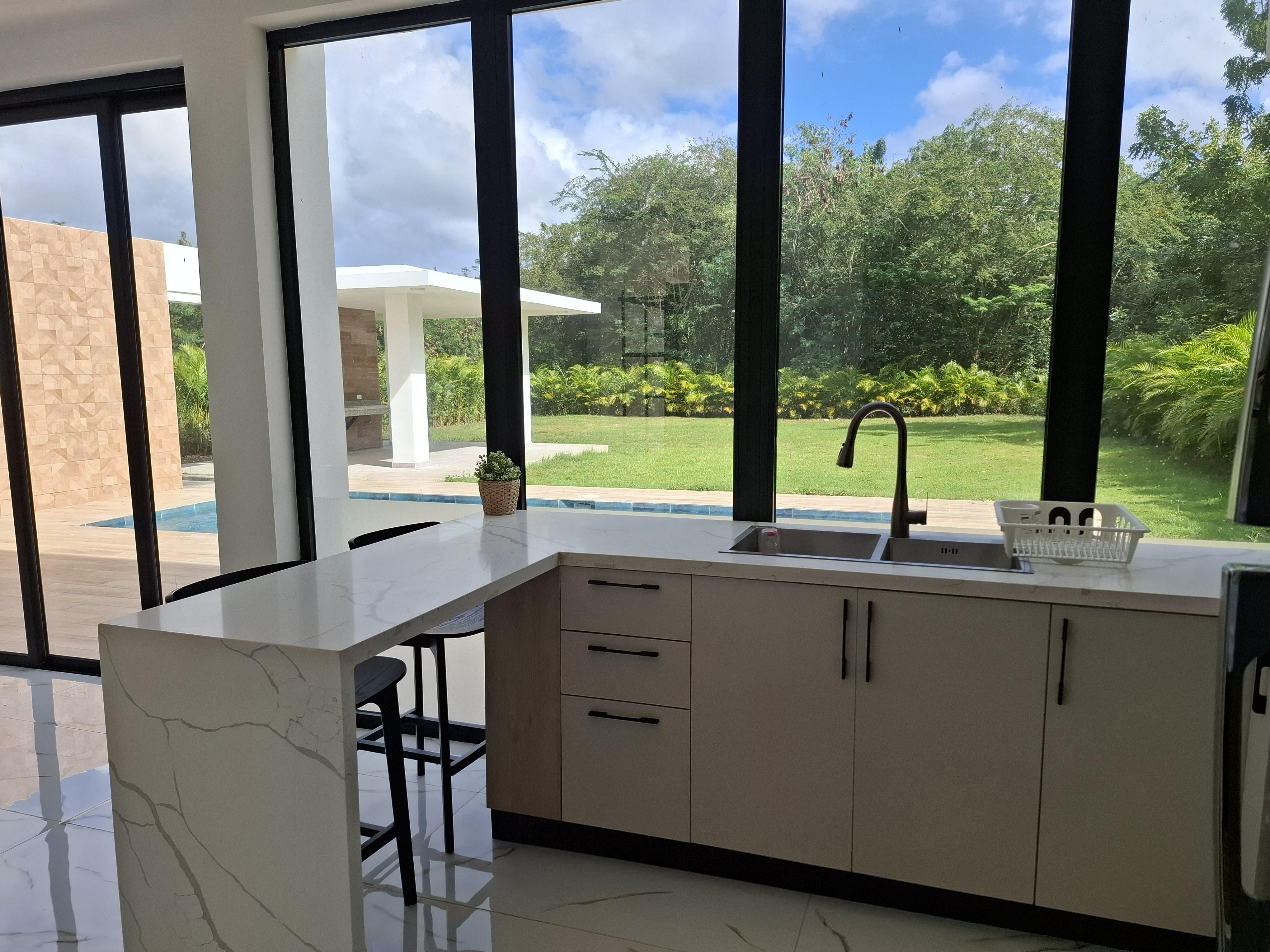 Vendo hermosa villa en Playa Nueva Romana  Foto 7317400-6.jpg