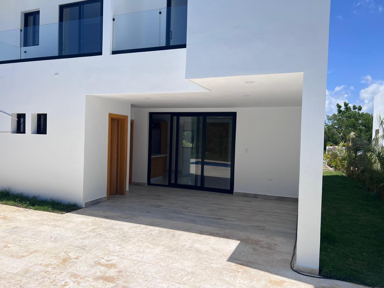 Vendo hermosa villa en Playa Nueva Romana  Foto 7317403-3.jpg