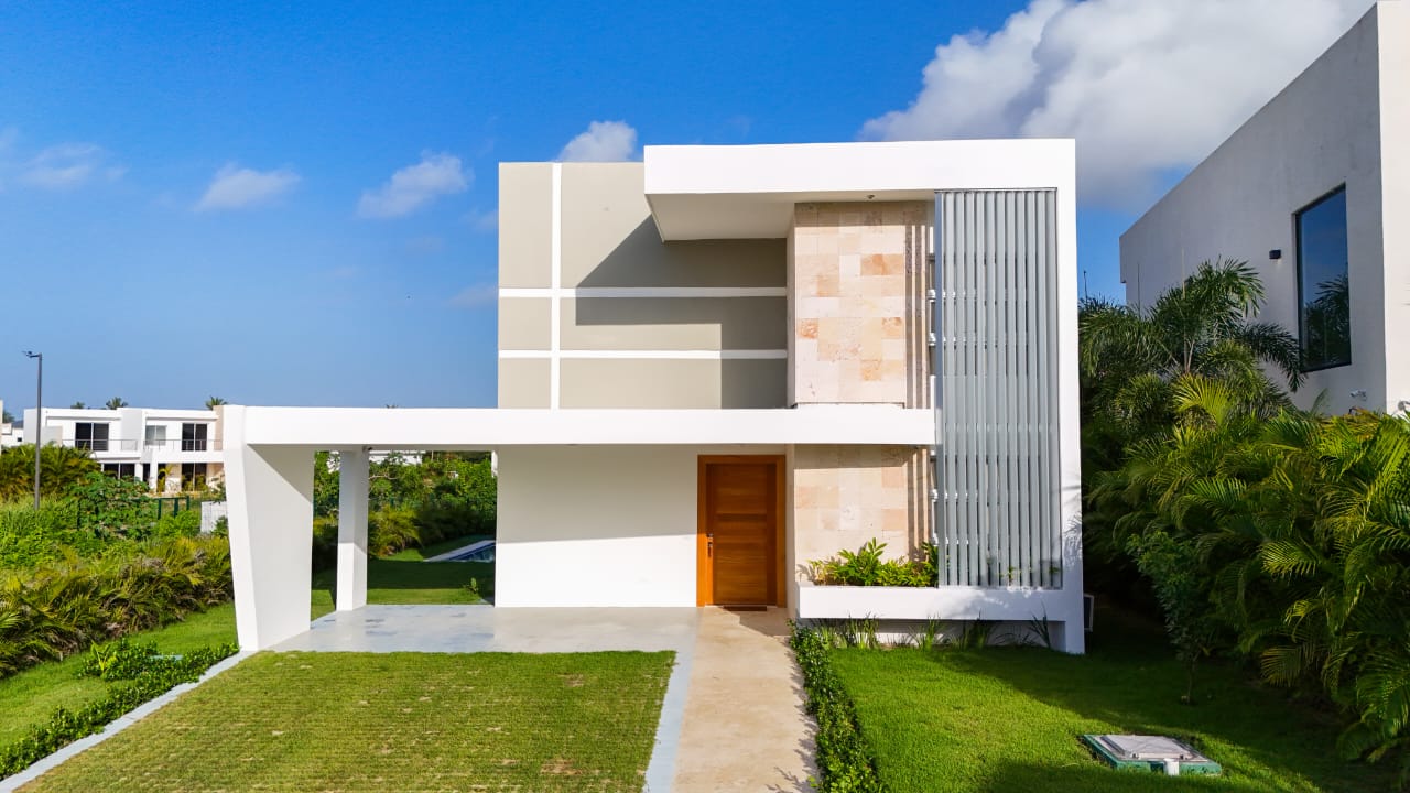 Vendo hermosa villa en Playa Nueva Romana  Foto 7317408-1.jpg