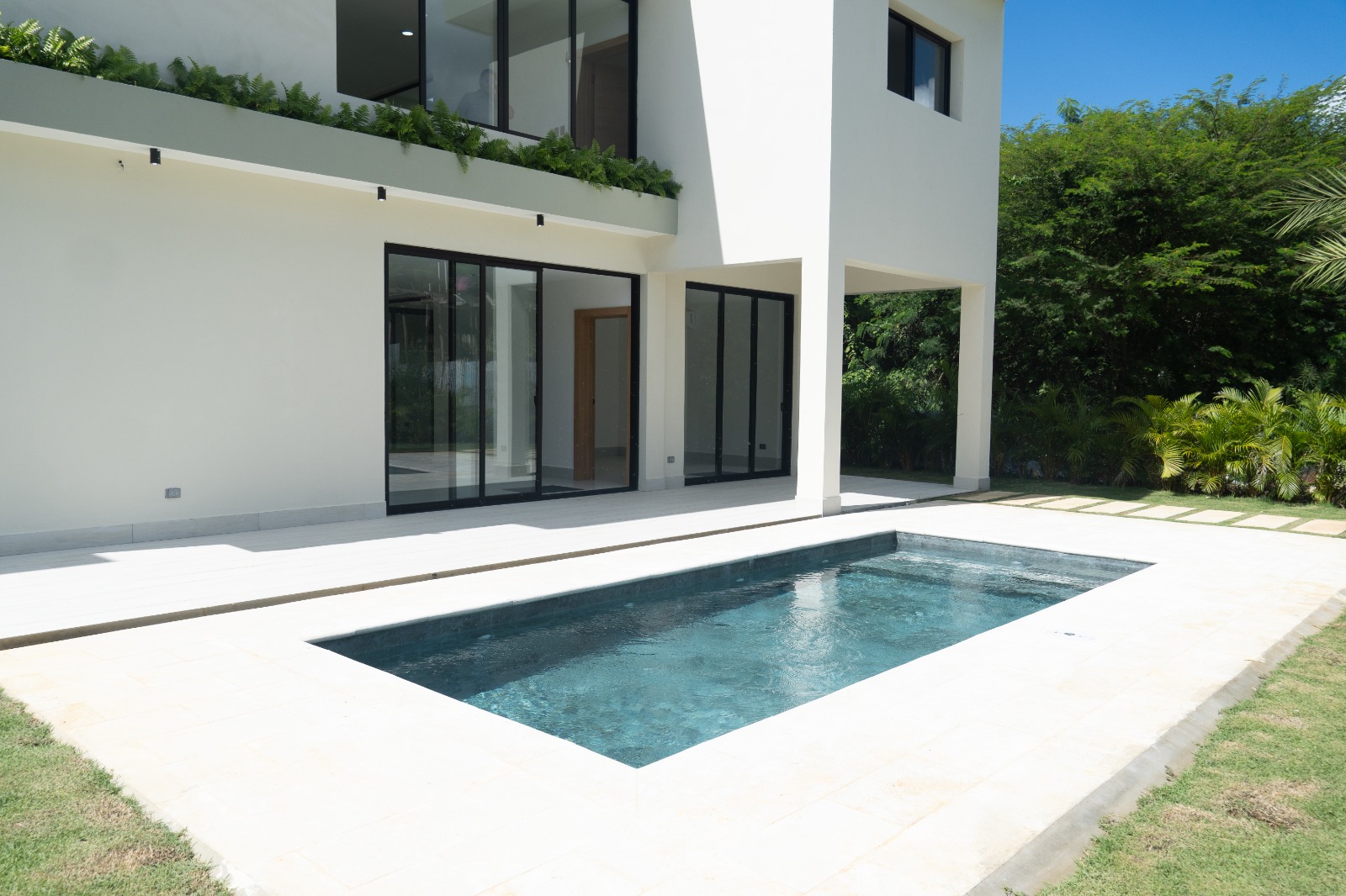Vendo hermosa villa en Playa Nueva Romana  Foto 7317409-6.jpg
