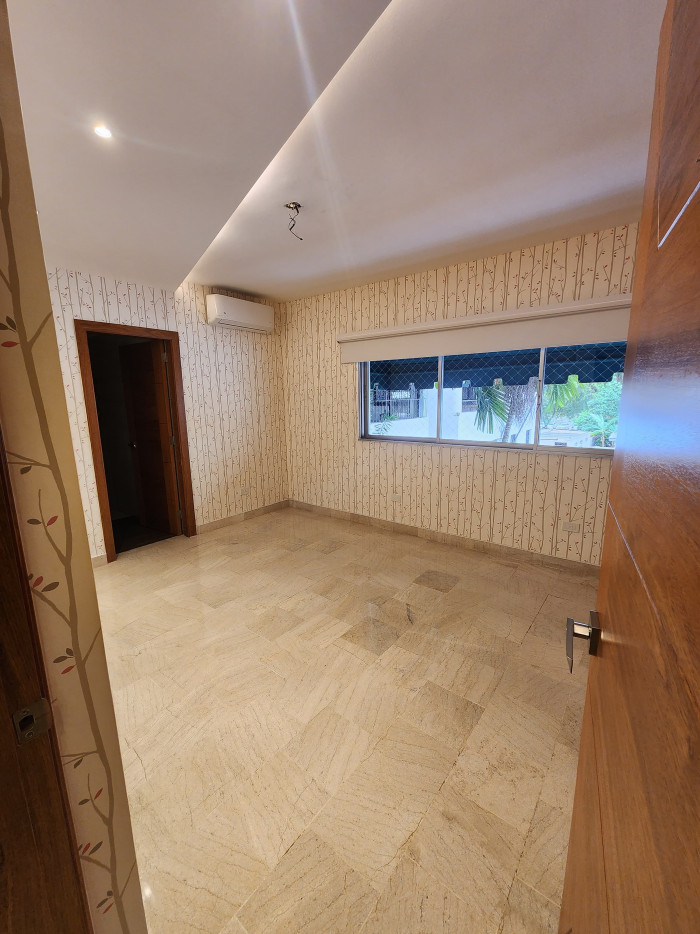 Apartamento en alquiler en Naco  Totalmente remodelado Foto 7317450-5.jpg