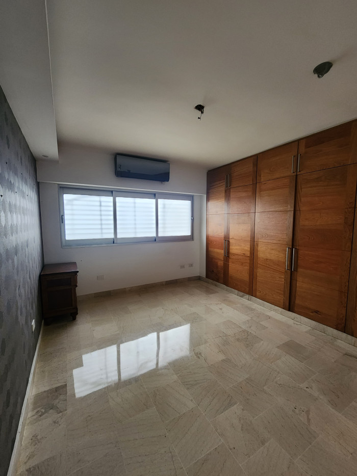 Apartamento en alquiler en Naco  Totalmente remodelado Foto 7317450-6.jpg