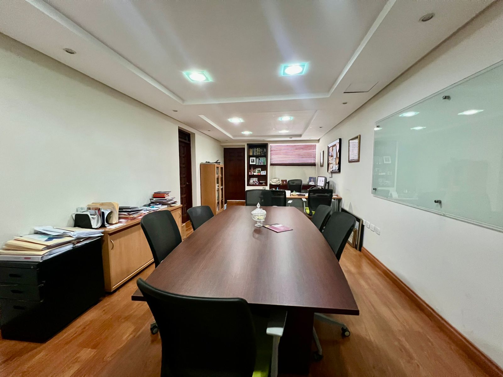 VENDO EDIFICIO COMERCIAL O DE OFICINAS EN EL VERGEL 1750 Mts.2 DE OPOR Foto 7317632-9.jpg