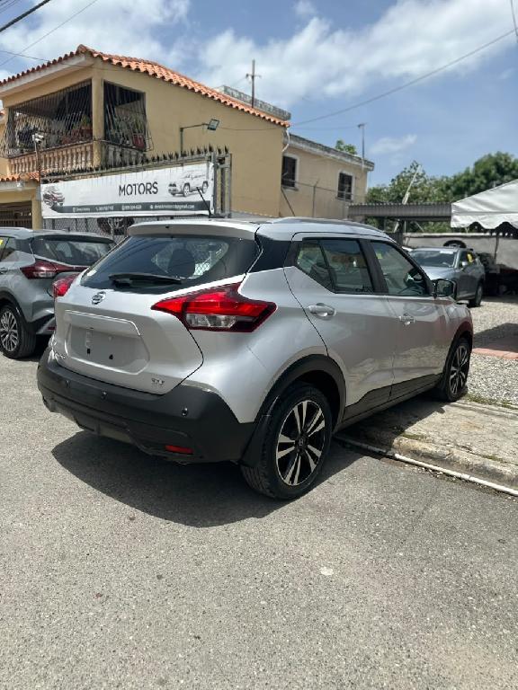 Nissan Kicks SV 2020  Foto 7317648-3.jpg