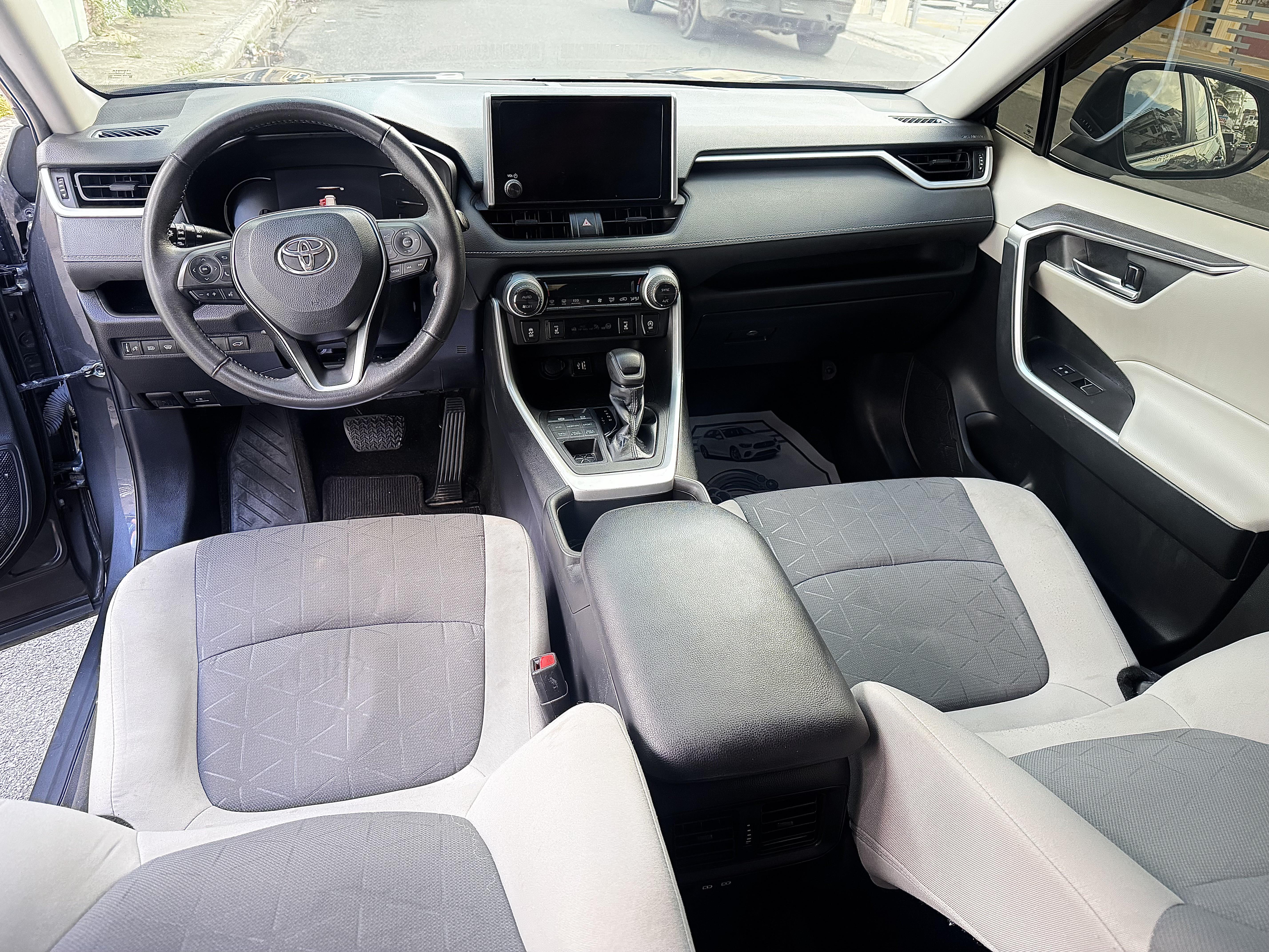 Toyota RAV4 XLE 2023 Foto 7317724-8.jpg
