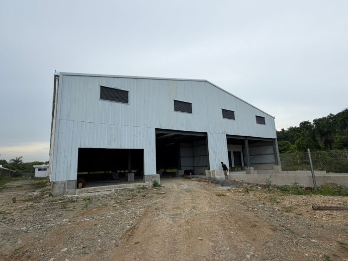 INDUSTRIAL WAREHOUSE FOR LEASE  DISDO INDUSTRIAL PARK Foto 7317756-3.jpg