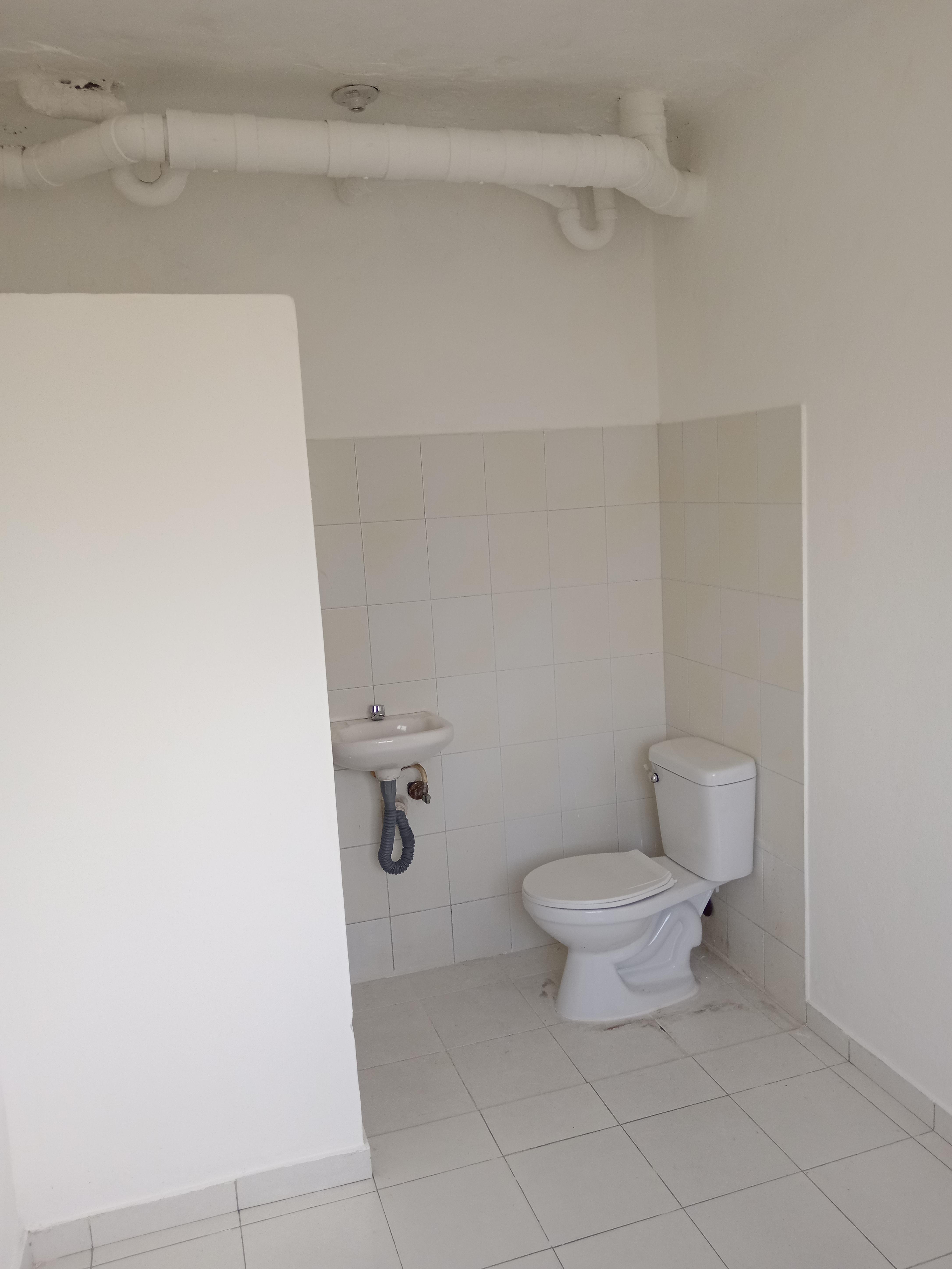 RENTO APARTAMENTO CERCANO AL COLEGIO SEK ARROYO HONDO 3ER PISO Foto 7317794-13.jpg