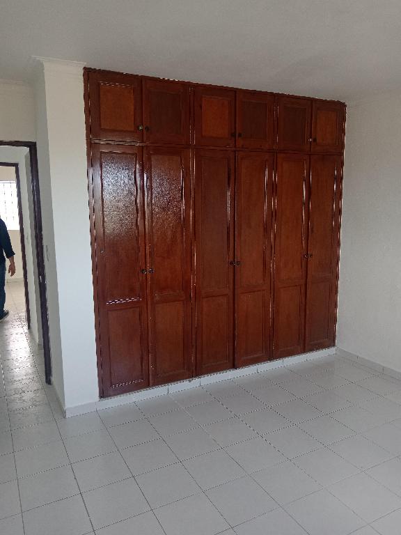 RENTO APARTAMENTO CERCANO AL COLEGIO SEK ARROYO HONDO 3ER PISO Foto 7317794-2.jpg