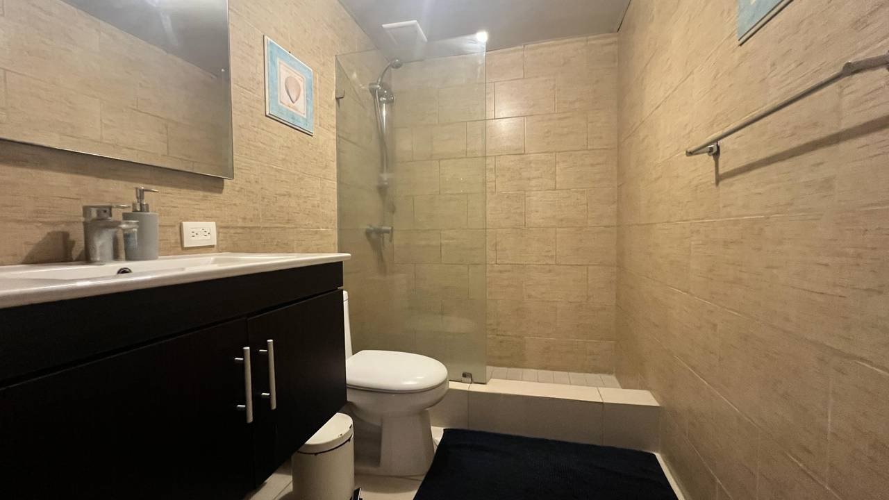 Vendo apartamento en juan dolio Foto 7317847-5.jpg