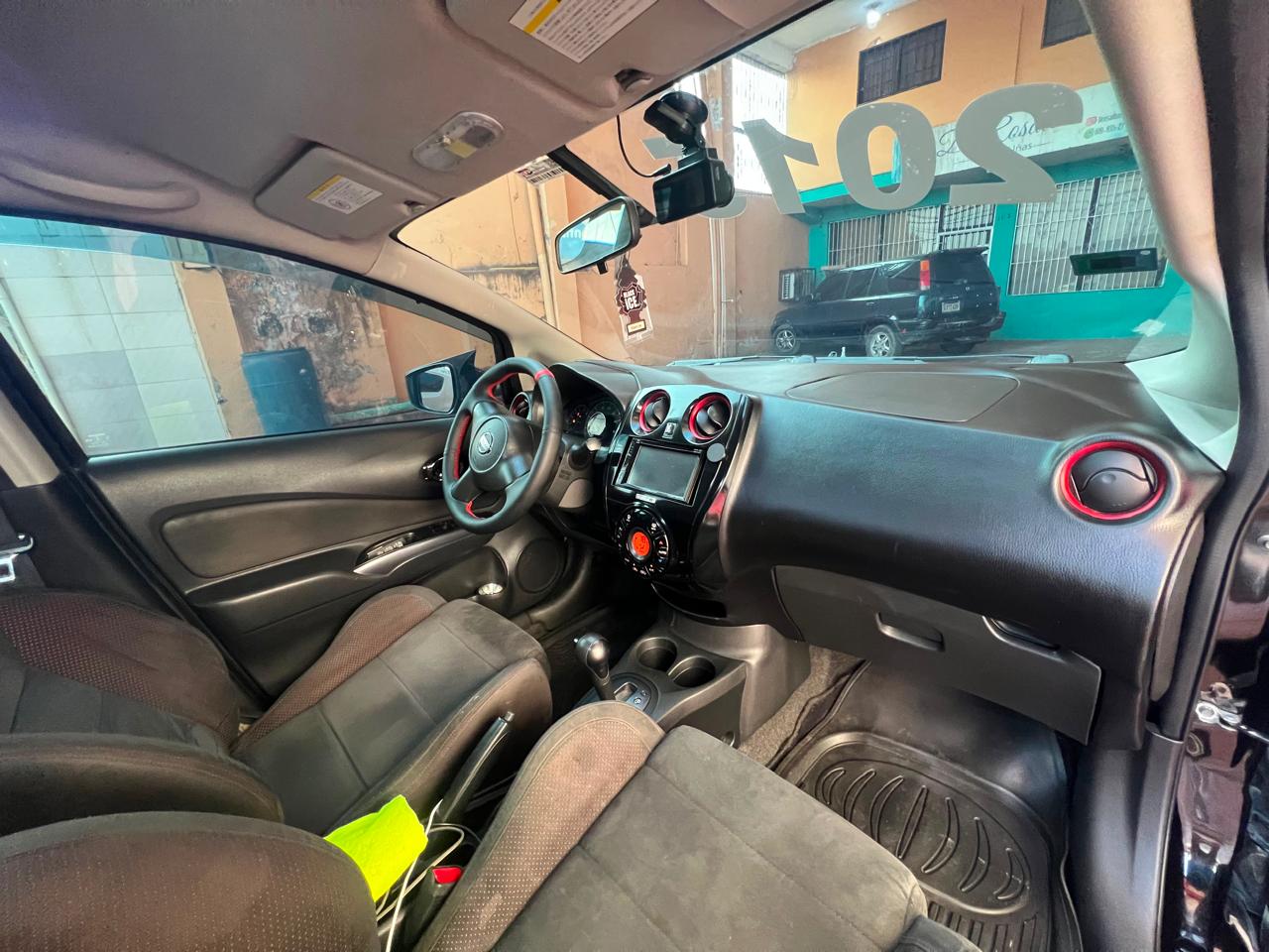 SE VENDE NISSAN NOTE NISMO 2015 Foto 7317996-6.jpg