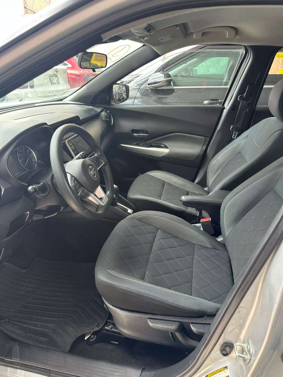 Nissan Kicks SV 2020  Foto 7318019-5.jpg