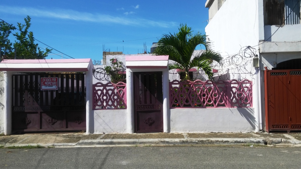 LINDA CASITA FRESCA Y BONITA EN URB. PRADERA DEL ESTE ZONA ORIENTAL!! Foto 7318041-2.jpg