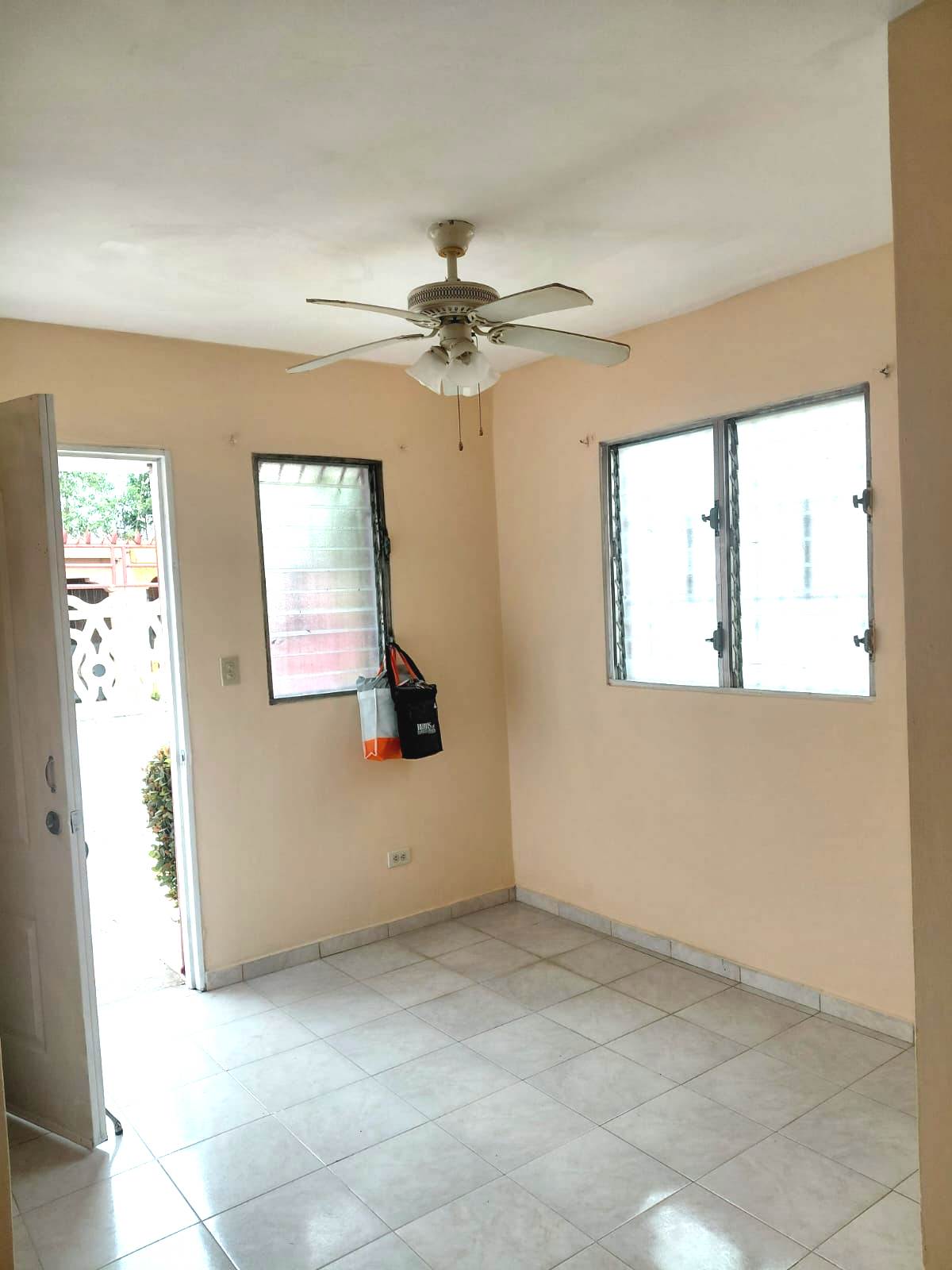 LINDA CASITA FRESCA Y BONITA EN URB. PRADERA DEL ESTE ZONA ORIENTAL!! Foto 7318041-8.jpg