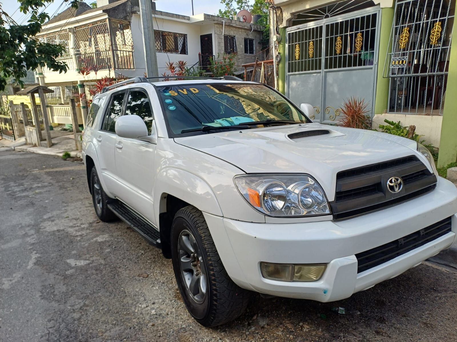 Toyota Runner 4x4 blanca 2004 en excelentes condiciones motor y transm Foto 7318068-13.jpg