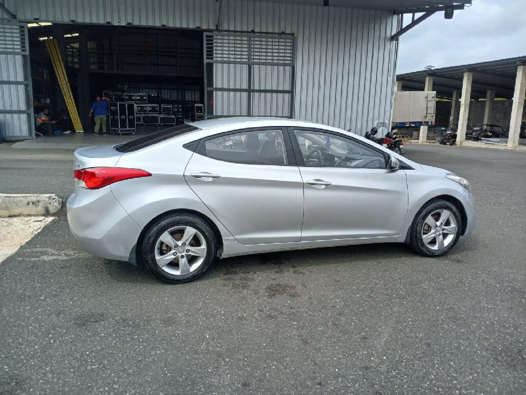 hyundai elantra 2012 Foto 7318087-2.jpg